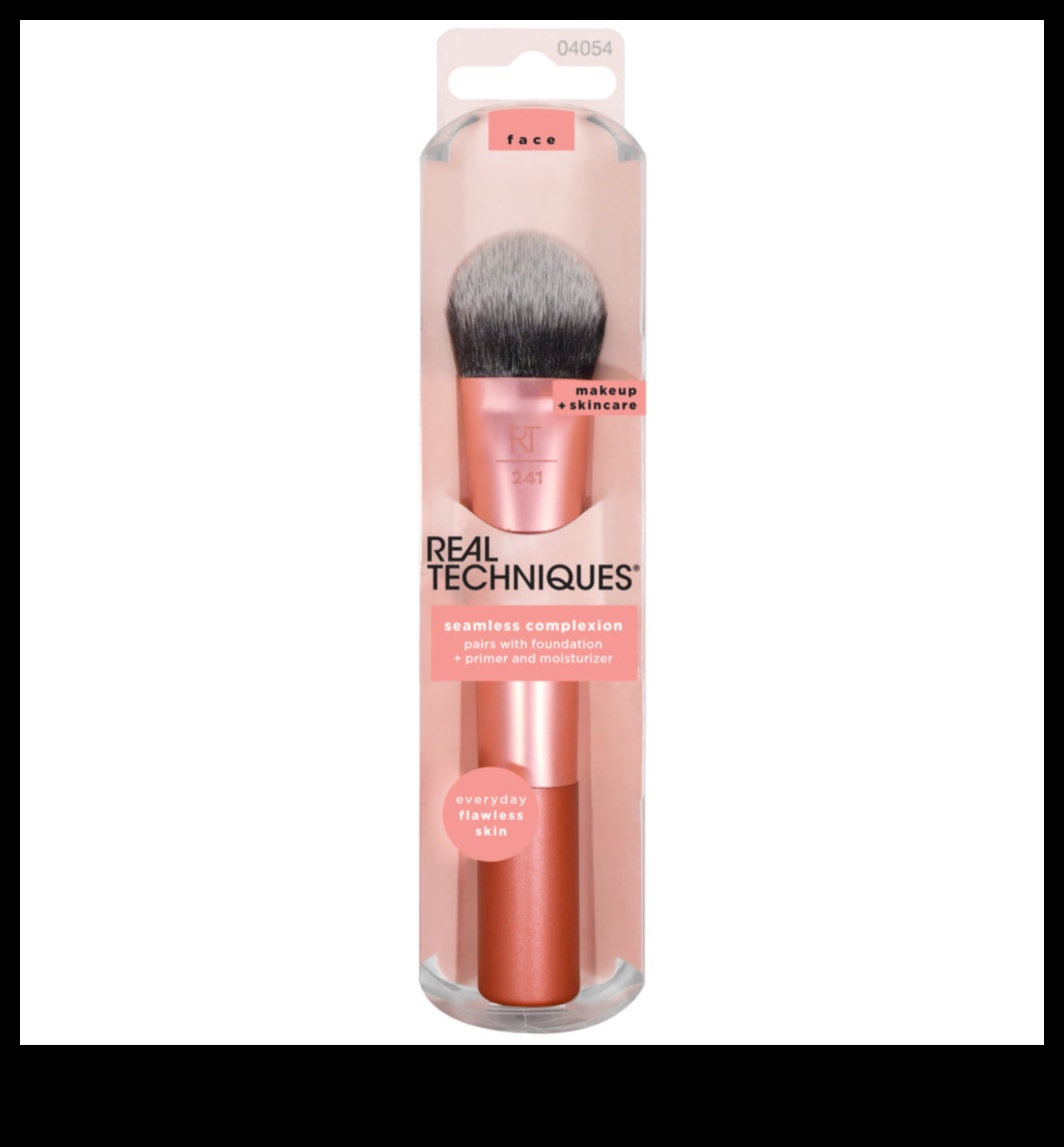 Powder and Primer Pairing: Achieving a Seamless and Flawless Complexion