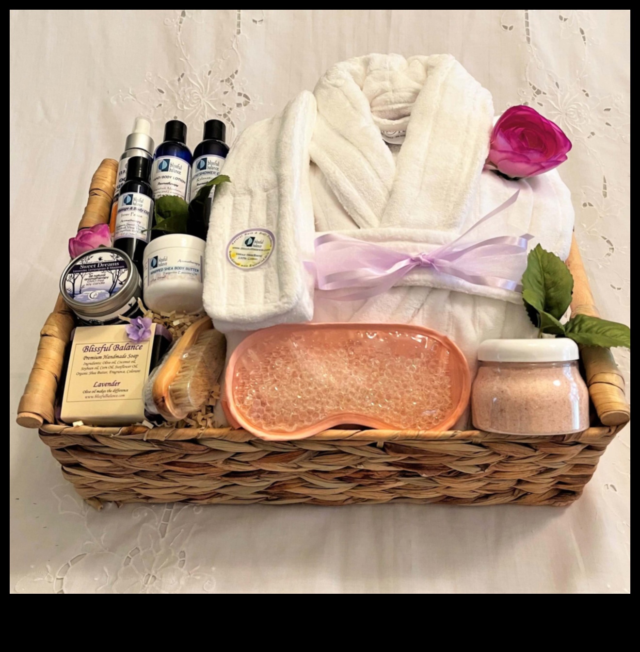 Scented Sanctuary: Fragrant Gifts for Mom's Relaxation