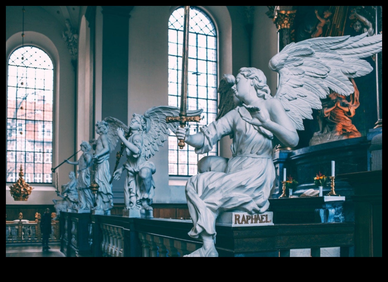 Sculpted Spectacle: The Emotional Resonance of Baroque Statues