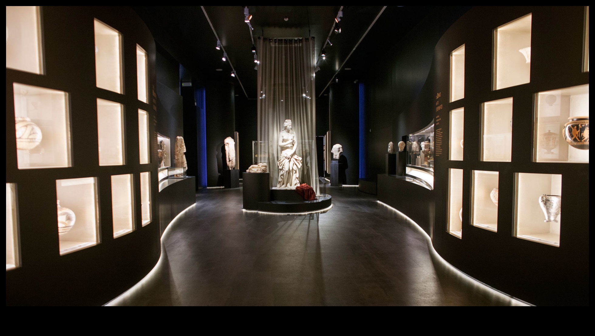 Sculpting Time The Temporal Beauty of Ancient Art 5 Sculpting Time: The Temporal Beauty of Ancient Art