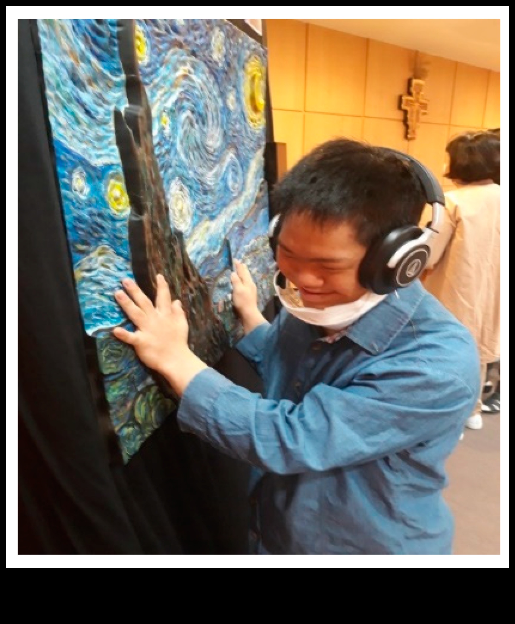 Sensory Surprises The Multisensory Experience of Contemporary Art 3 Sensory Surprises: The Multisensory Experience of Contemporary Art