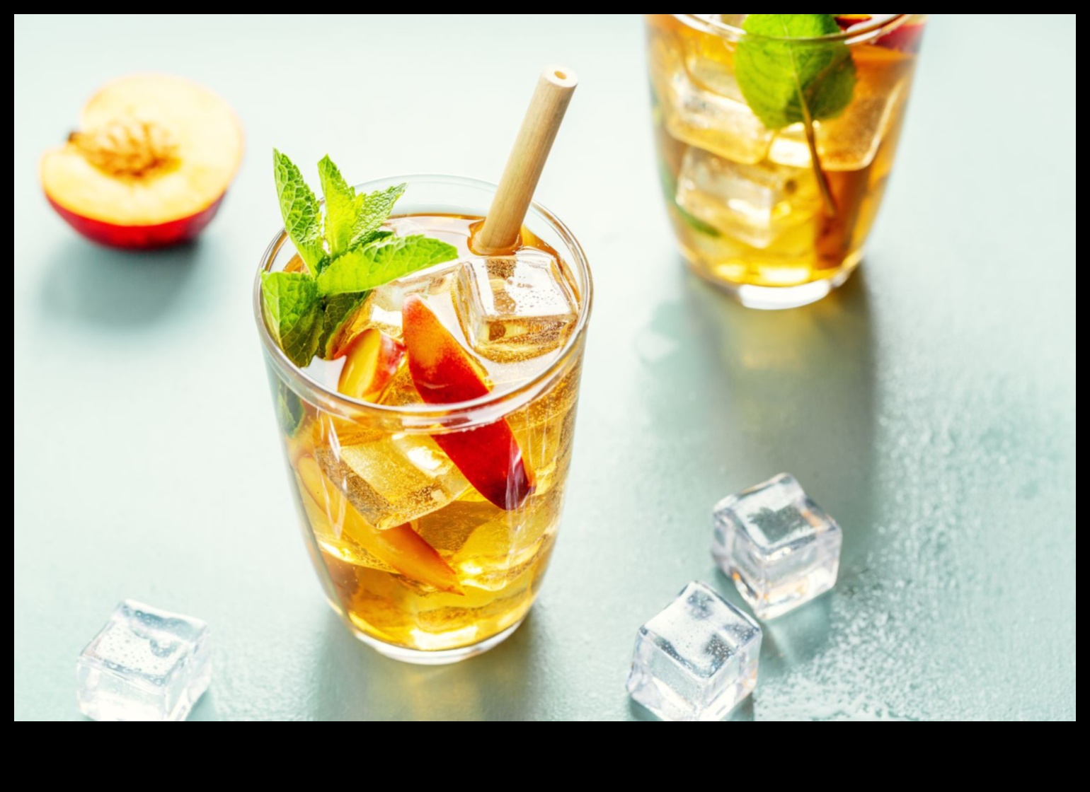 Sip and Share A Summer Guide to Flavored Iced Tea 4 Sip and Share: Creating Flavored Iced Tea Experiences with Fellow Tea Lovers