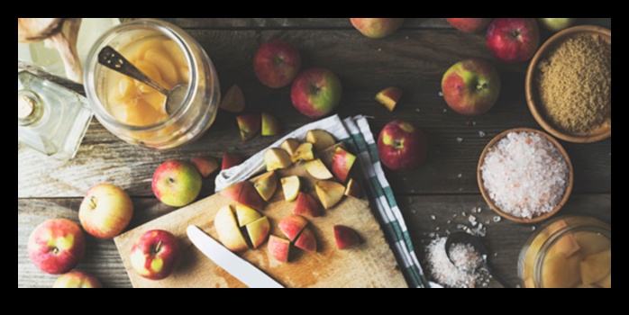 Sip and Share The Ultimate Guide to Creating ACV Drink Experiences with Friends and Family 1