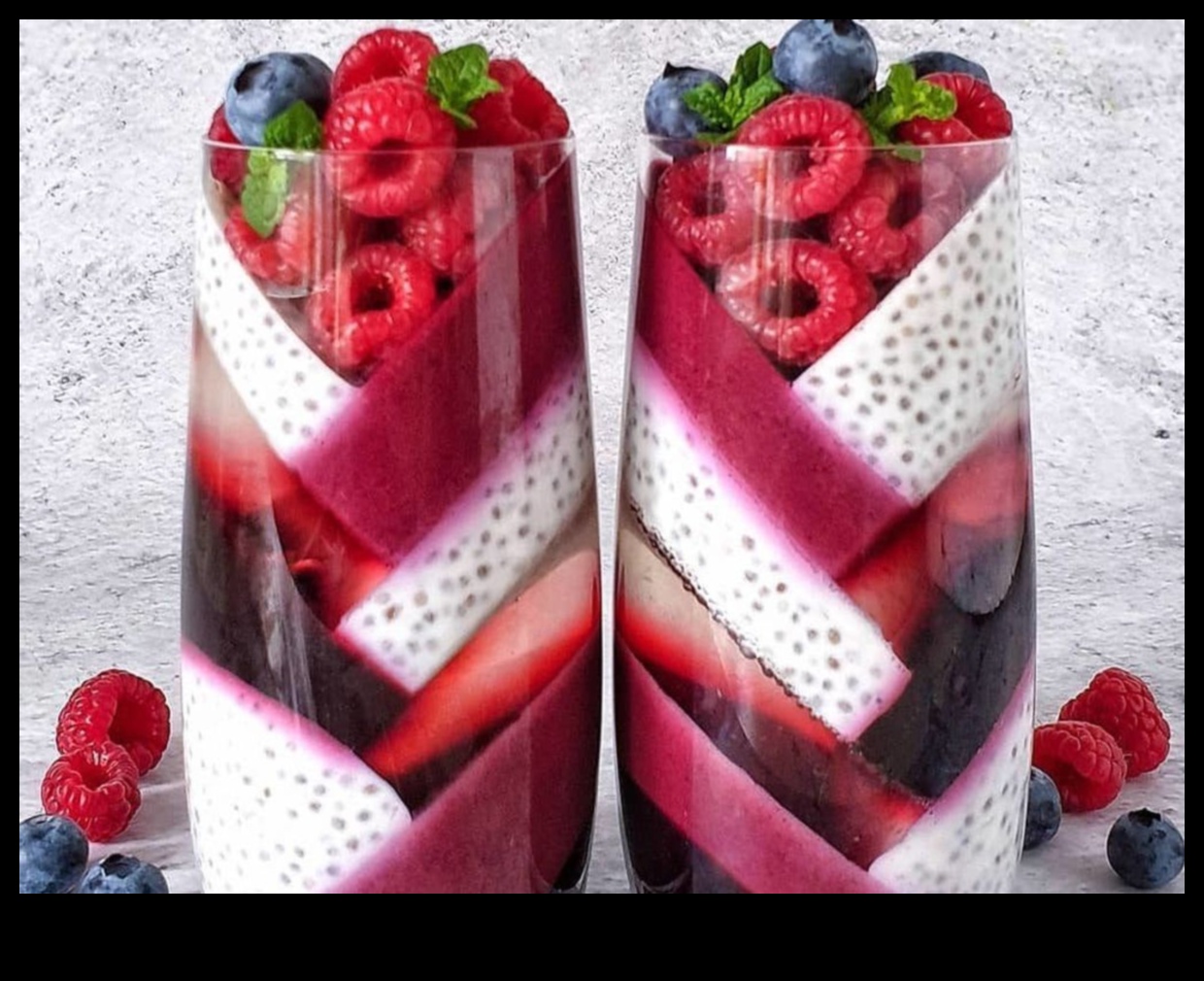 Smoothie Artistry How to Garnish Your Creations for Maximum Aesthetic Appeal 2 Smoothie Artistry: Garnishing Your Creations for Aesthetic Appeal