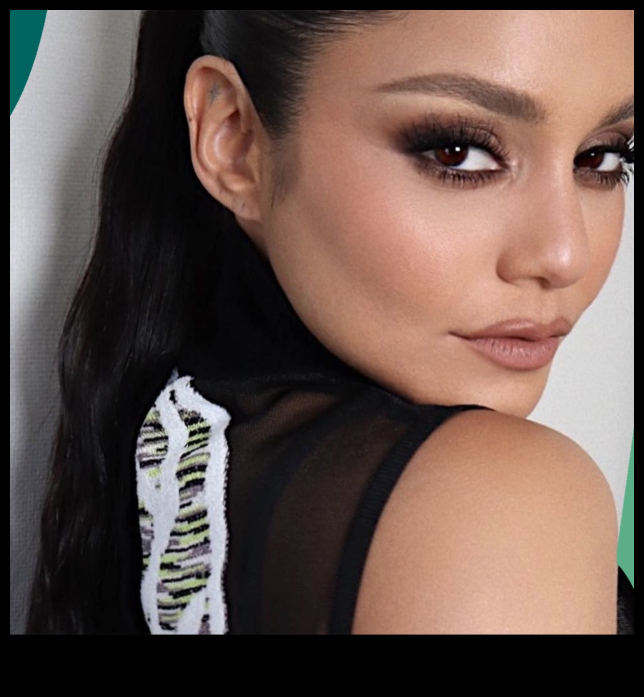 Soft and Smudged: Exploring the Charm of Smoky Eyes in Natural Makeup