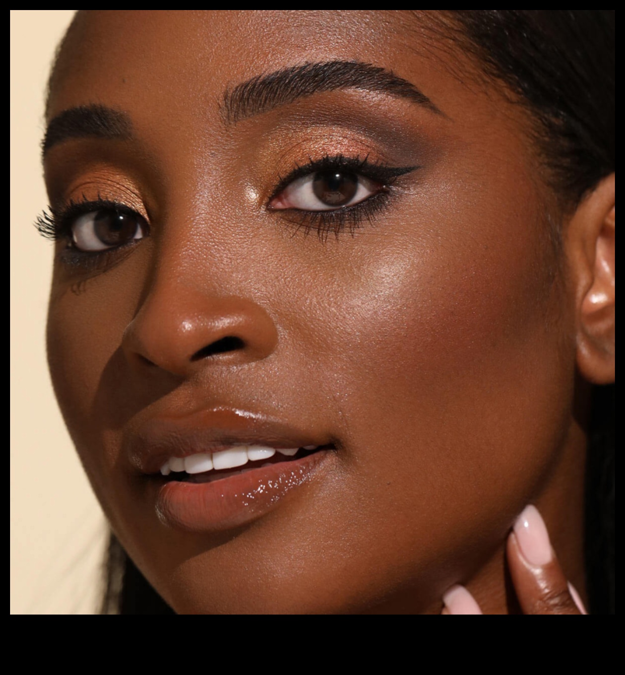 Soft and Subtle The Natural Beauty of Muted Hues in Makeup 5 Soft and Subtle: The Allure of Muted Hues in Natural Makeup Styles