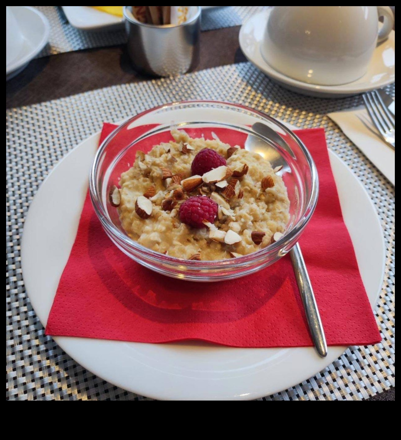 Start Your Day Off Right with a Detoxifying Breakfast Buffet 4 Breakfast Buffet: Cleansing Your System with Detox Juices