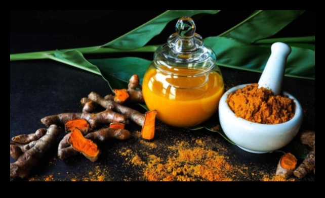 Morning Glow: Starting Your Day Right with Radiant Turmeric Sips