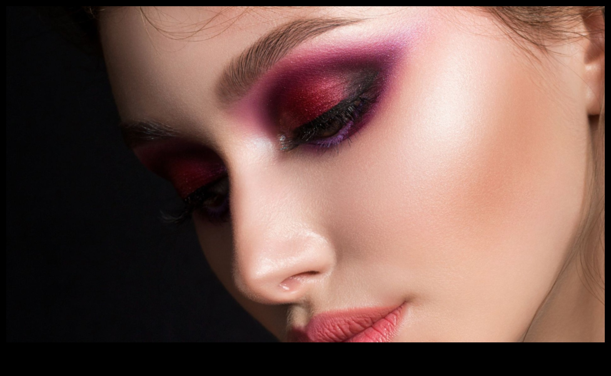 Eyeshadow for All Ages: Adapting Your Makeup Routine as You Grow Older