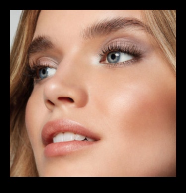 Subtle Elegance: The Art of Achieving a Refined Look with Natural Makeup