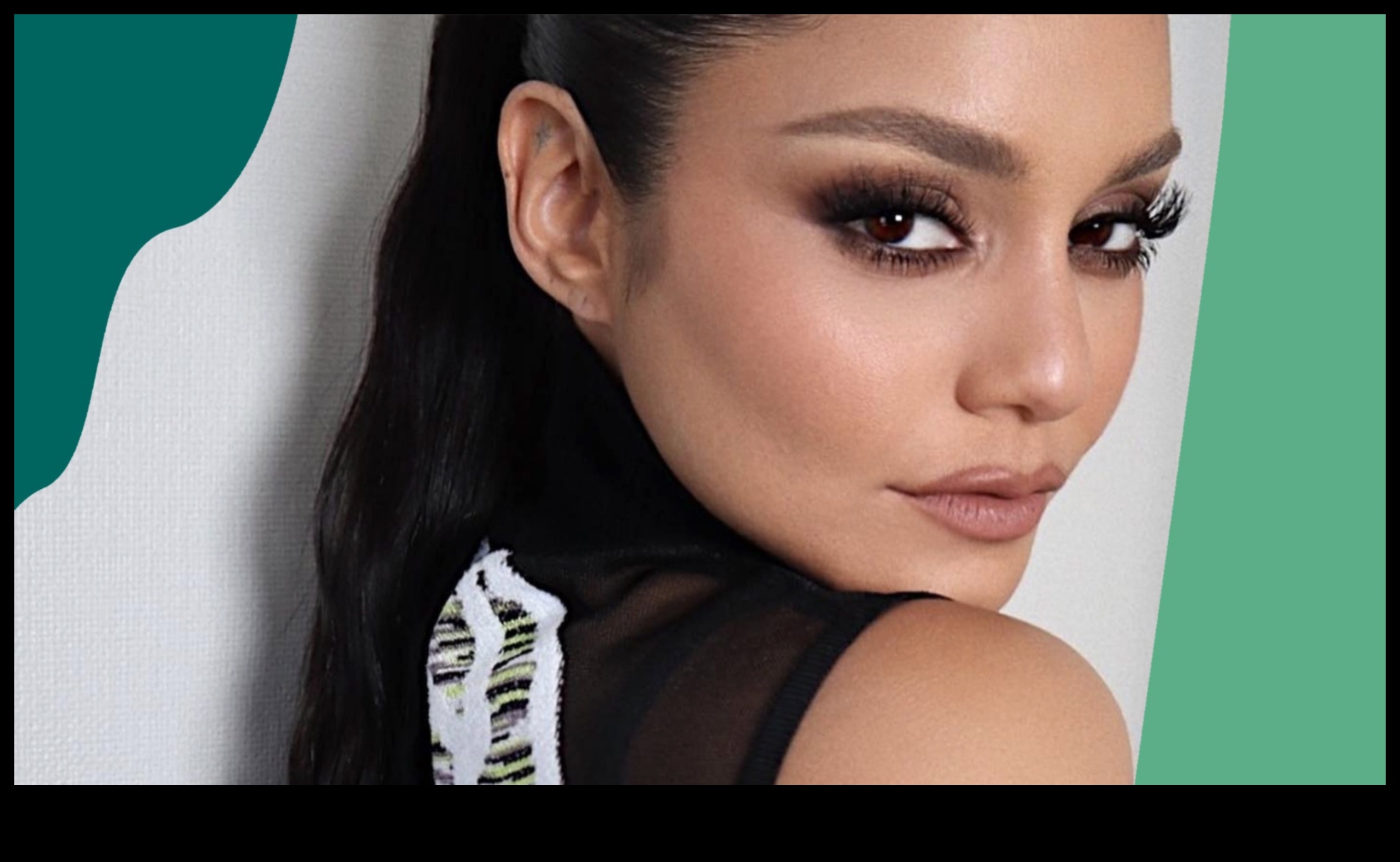 Sultry Smudges: Achieving a Smokey Eye with Smudged Eyeliner