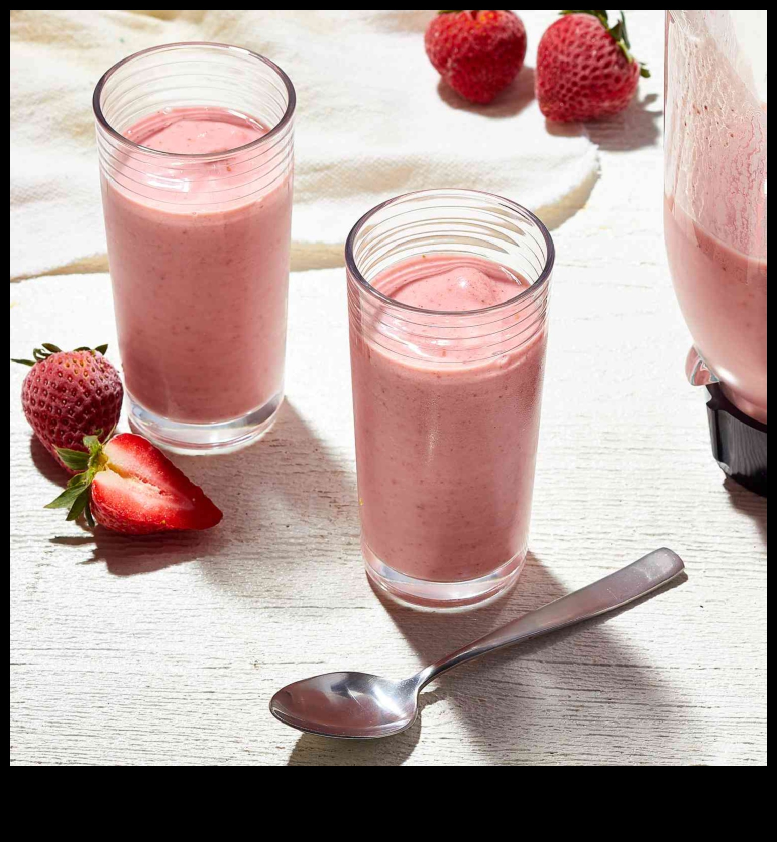 Sweet and Simple 5 Easy Fruit Smoothie Recipes for Busy Days 2 Sweet and Simple: Easy Fruit Smoothie Recipes for Busy Days