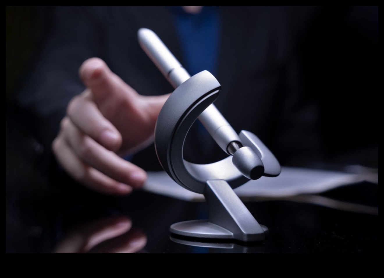 Tech Triumphs: Cutting-Edge Gift Advice for Father's Day