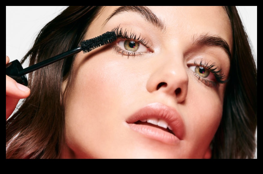 Choosing the Right Wand: Bristle, Rubber, or Comb—Which Mascara Applicator is Right for You?
