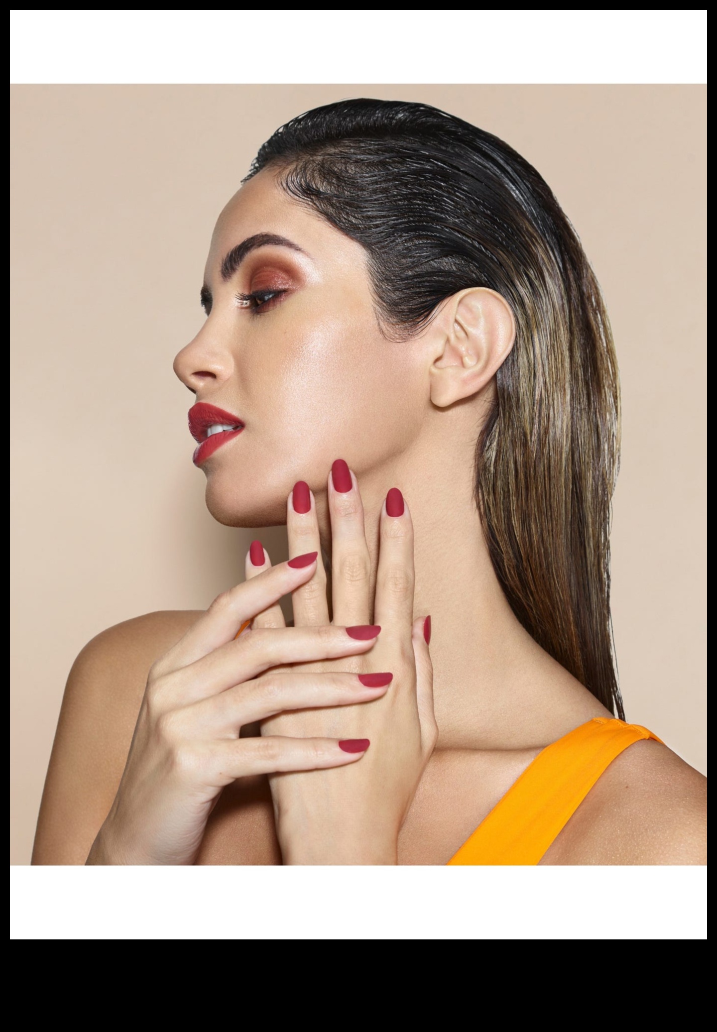 The Power of Neutral Tones: Achieving Subtle Elegance in Everyday Makeup