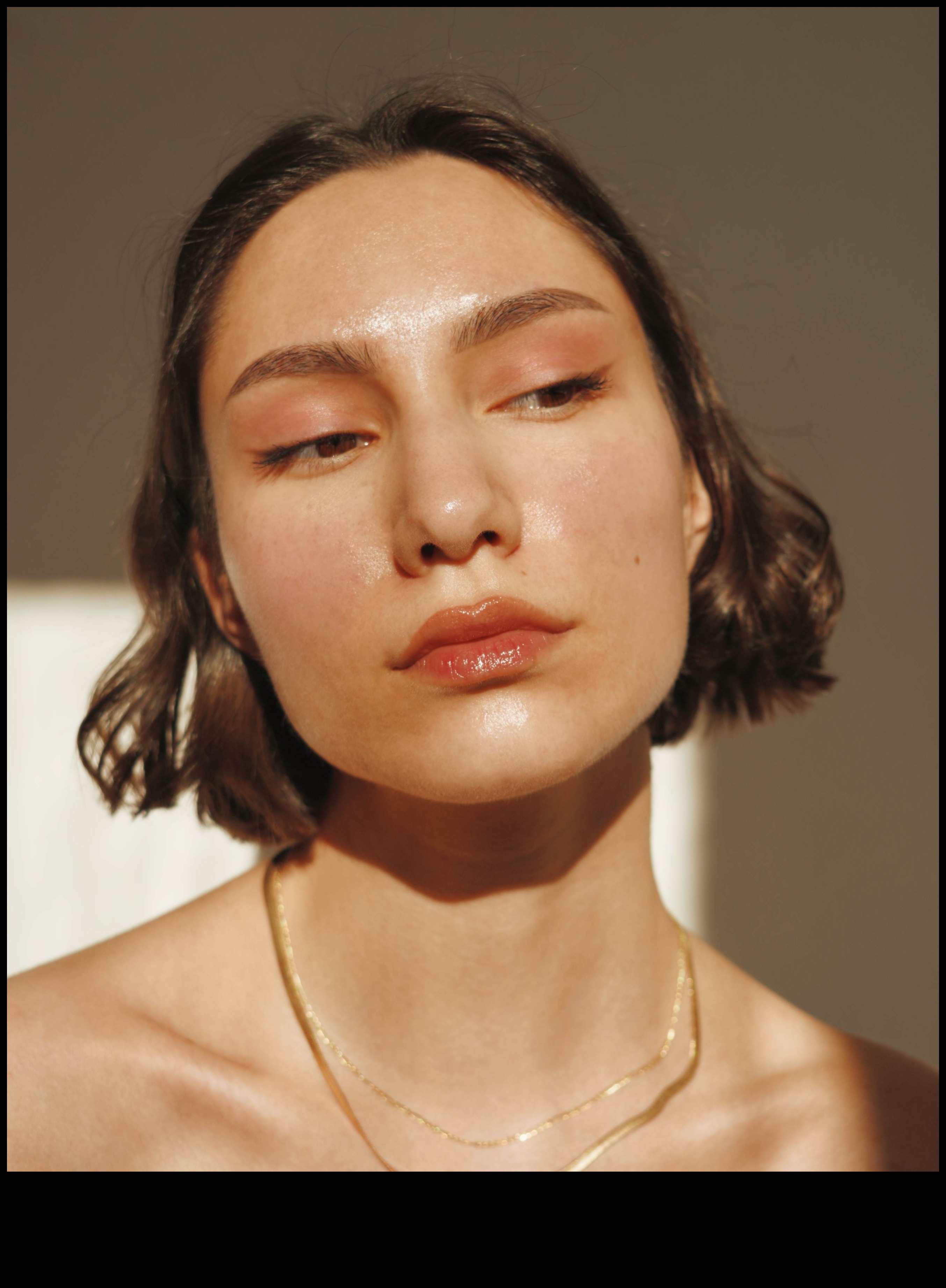 The Power of Simplicity Why Natural Makeup is a Timeless Trend for Every Skin Tone 4 The Power of Simplicity: Why Natural Makeup is a Timeless Trend