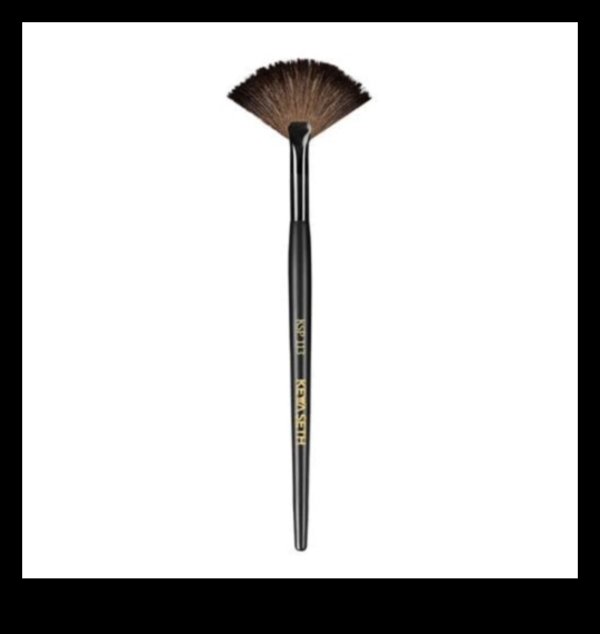 The Versatility of Fan Brushes: Beyond Highlighter, Exploring New Applications