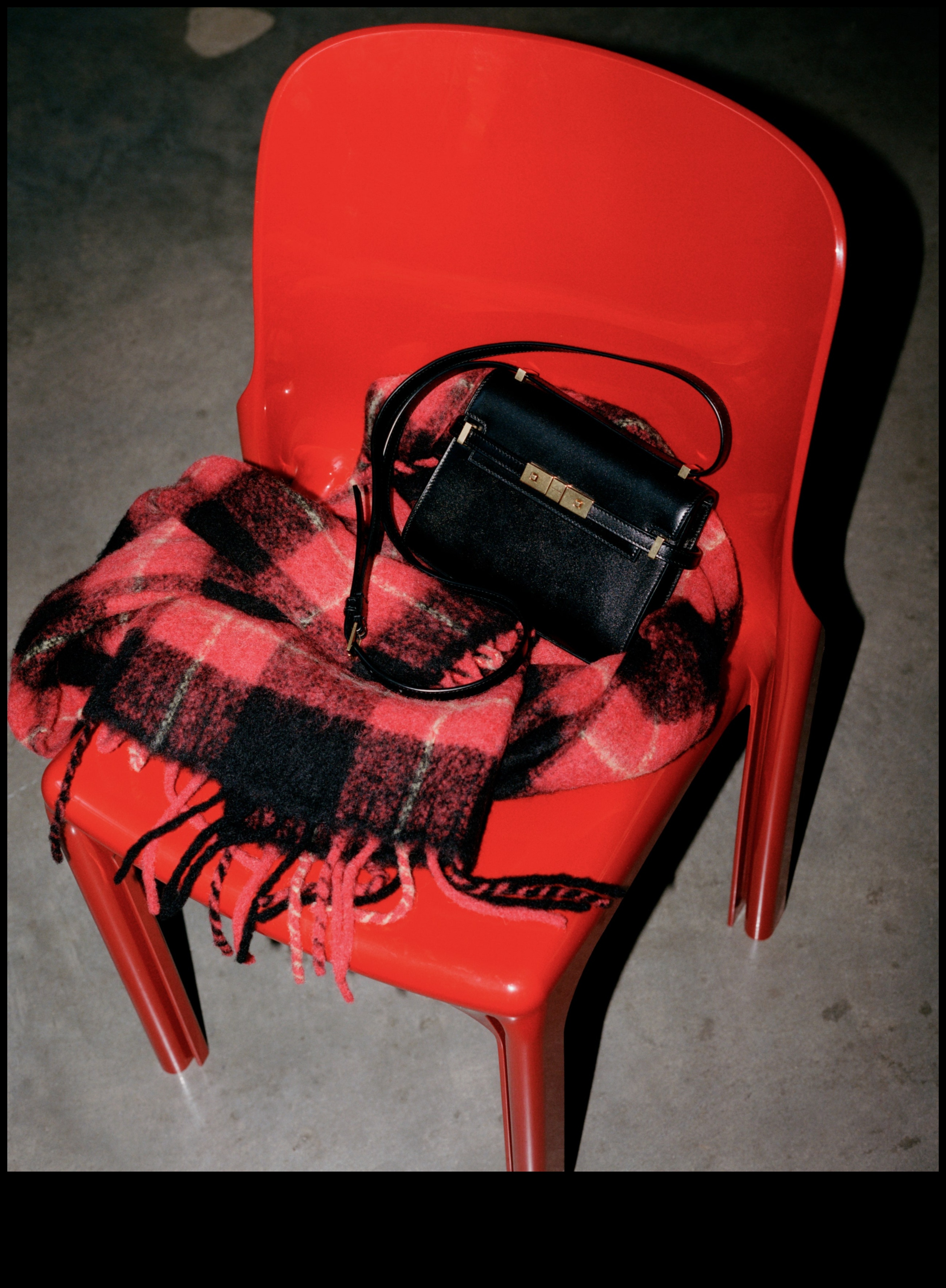 Timeless Tokens: Classic Gifts for a Time-Honored Woman