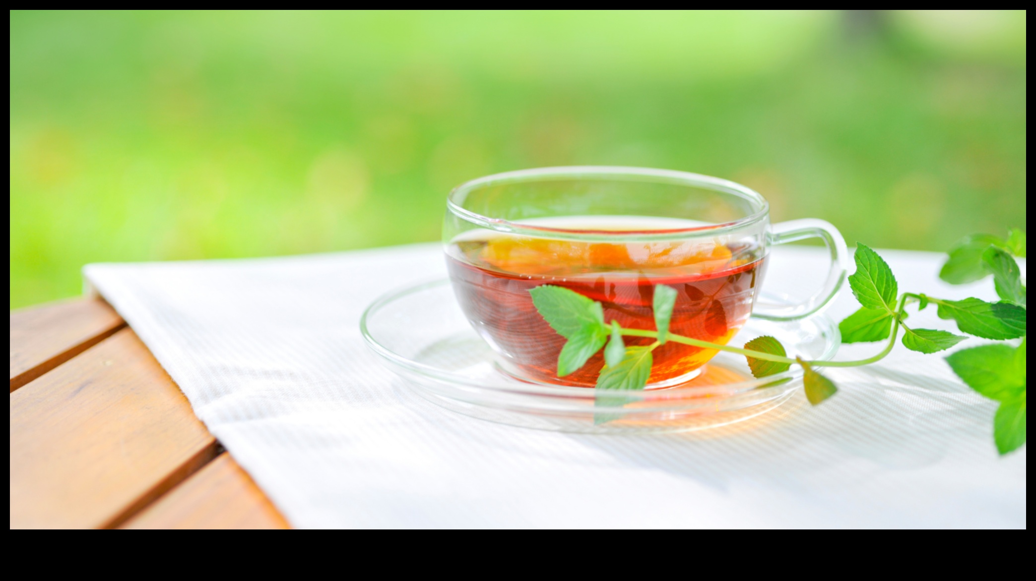 Tranquil Infusions: Elevating Your Wellbeing with Iced Green Tea