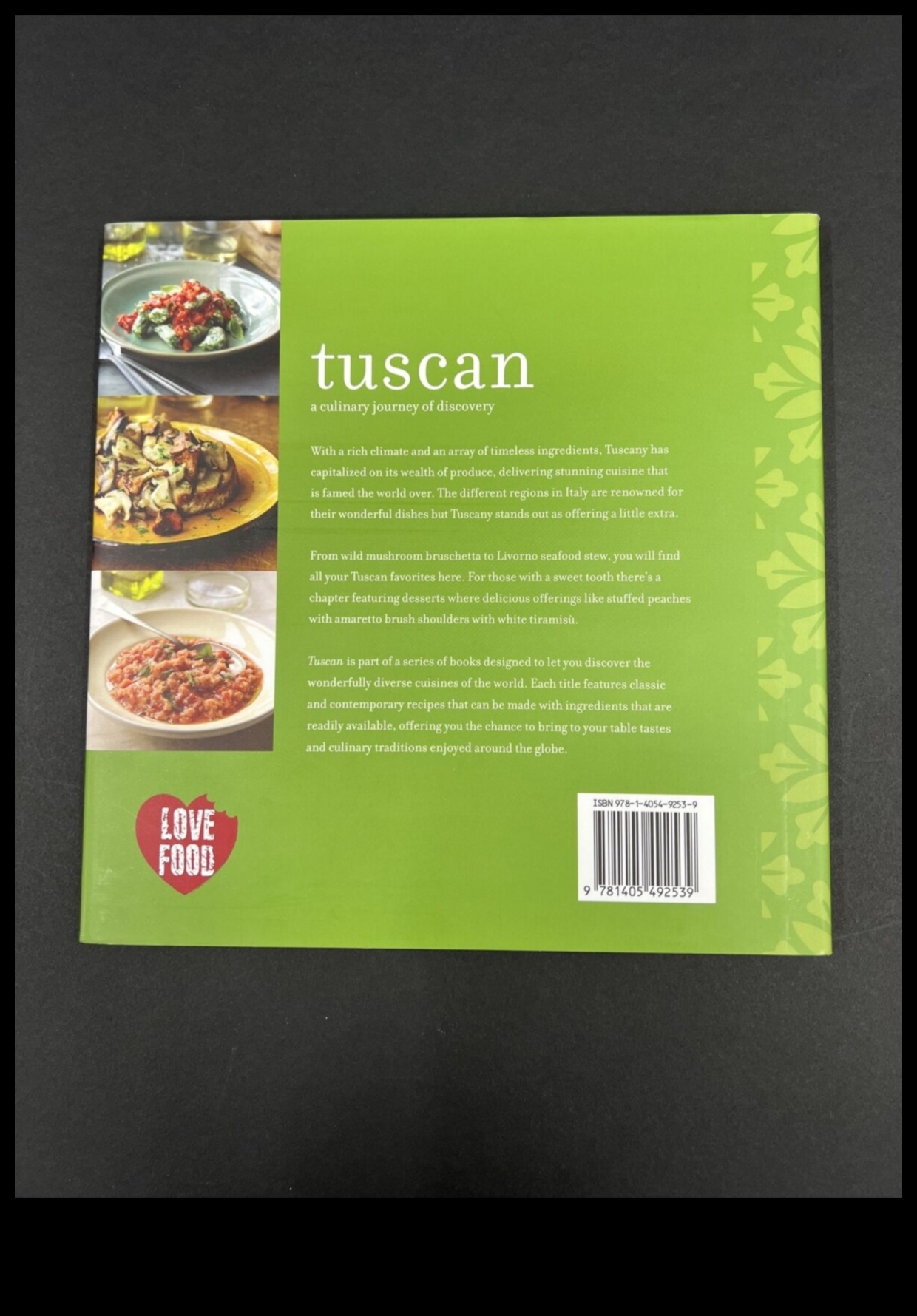 Tuscan Table: A Culinary Celebration of Italy