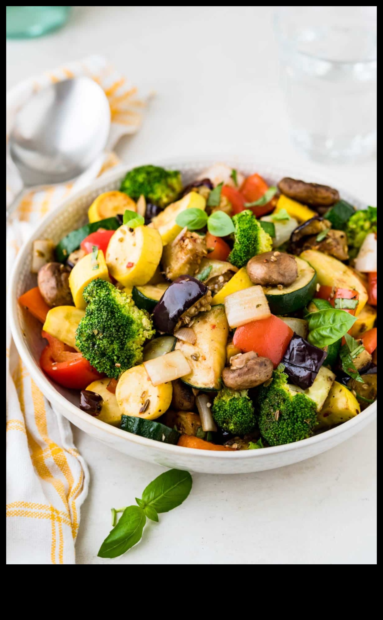 Vegetable Medley: Mixing and Matching Flavors for Irresistible Veggie Juices