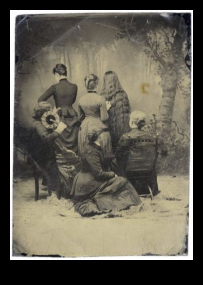 Retro Revival: Embracing the Past through Vintage Photography Styles