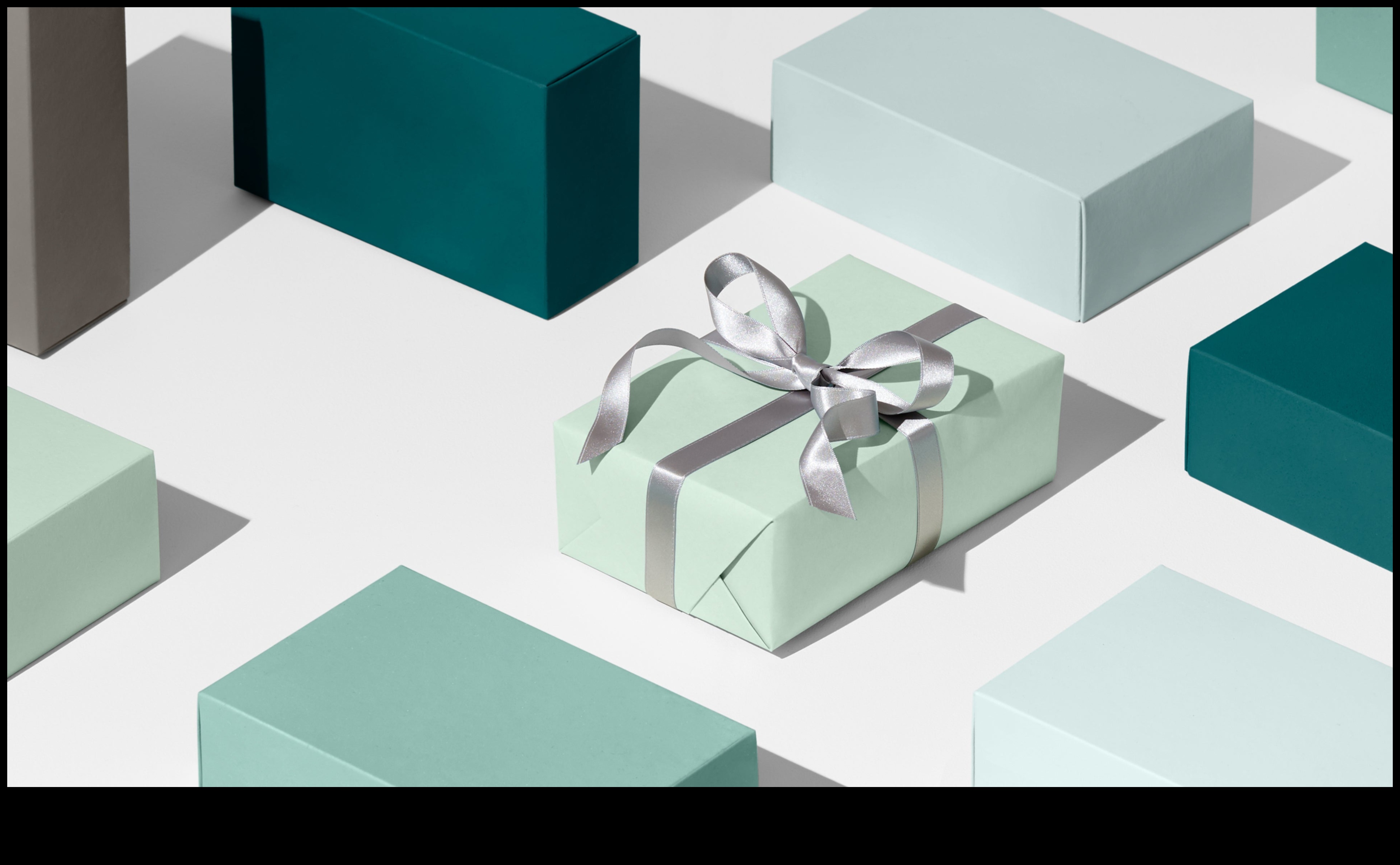 Virtual Ventures: Online Experiences as Thoughtful Gifts