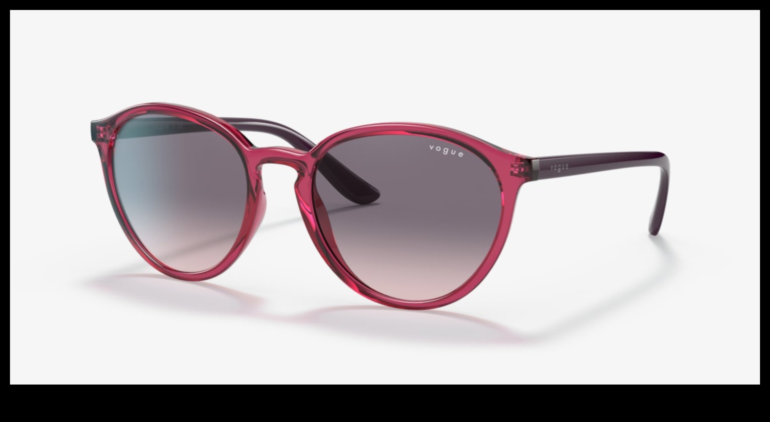 Vogue Visions A Look at Fashion's Most Captivating Lens 1 Vogue Visions: Trendsetting Imagery in Fashion's Captivating Lens