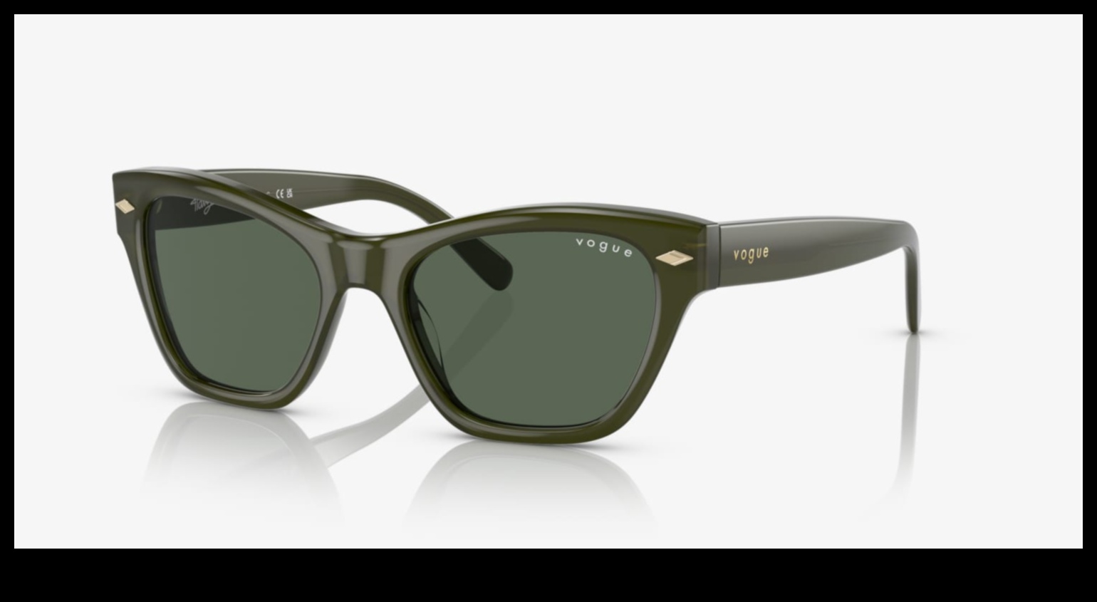 Vogue Visions A Look at Fashion's Most Captivating Lens 2 Vogue Visions: Trendsetting Imagery in Fashion's Captivating Lens