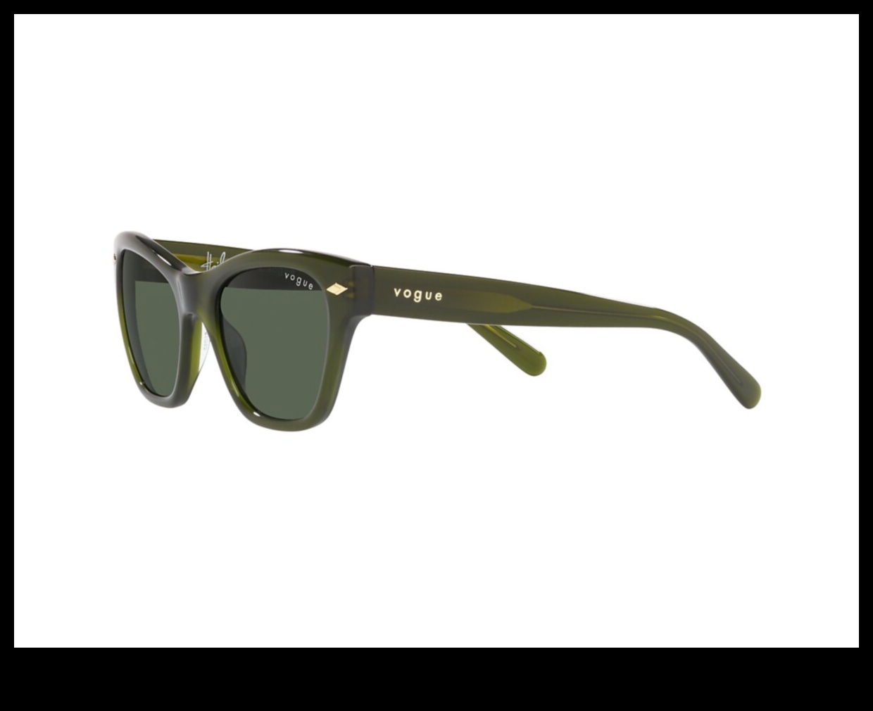 Vogue Visions A Look at Fashion's Most Captivating Lens 3 Vogue Visions: Trendsetting Imagery in Fashion's Captivating Lens