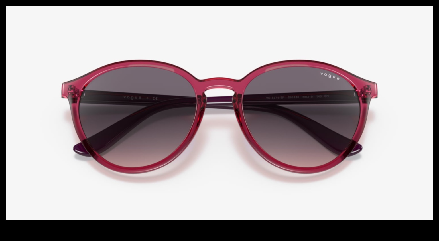 Vogue Visions A Look at Fashion's Most Captivating Lens 4 Vogue Visions: Trendsetting Imagery in Fashion's Captivating Lens