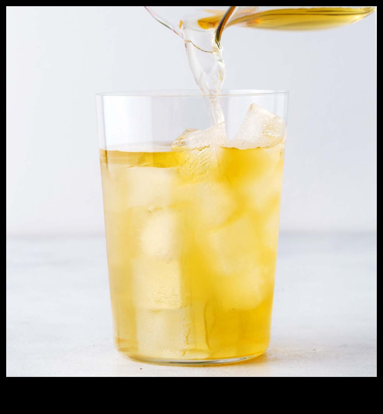 Morning Refresh: Infusing Fresh Iced Green Tea Delights into Your Day