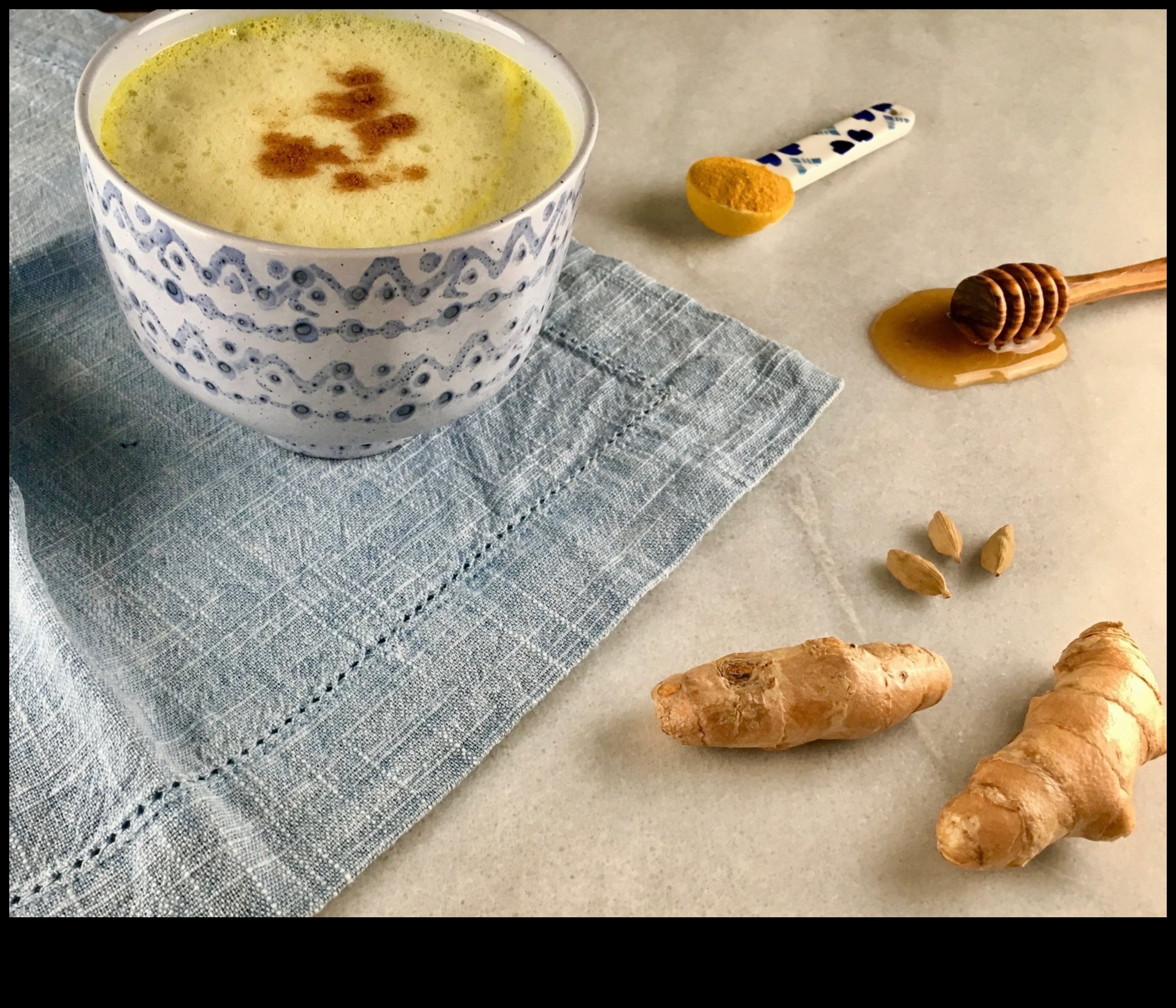 Wake up to Morning Sunshine with Turmeric Elixirs 1 Morning Sunshine: Sipping on Fresh and Nourishing Turmeric Elixirs