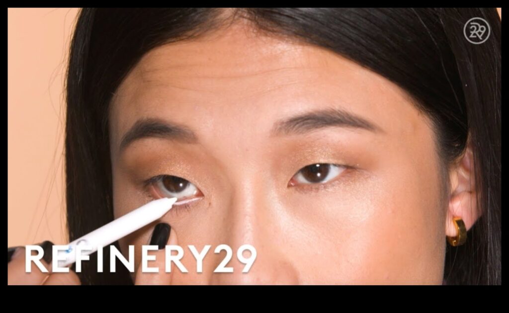 Waterline Wonders 6 Tips for Applying Eyeliner to the Inner Rim 1