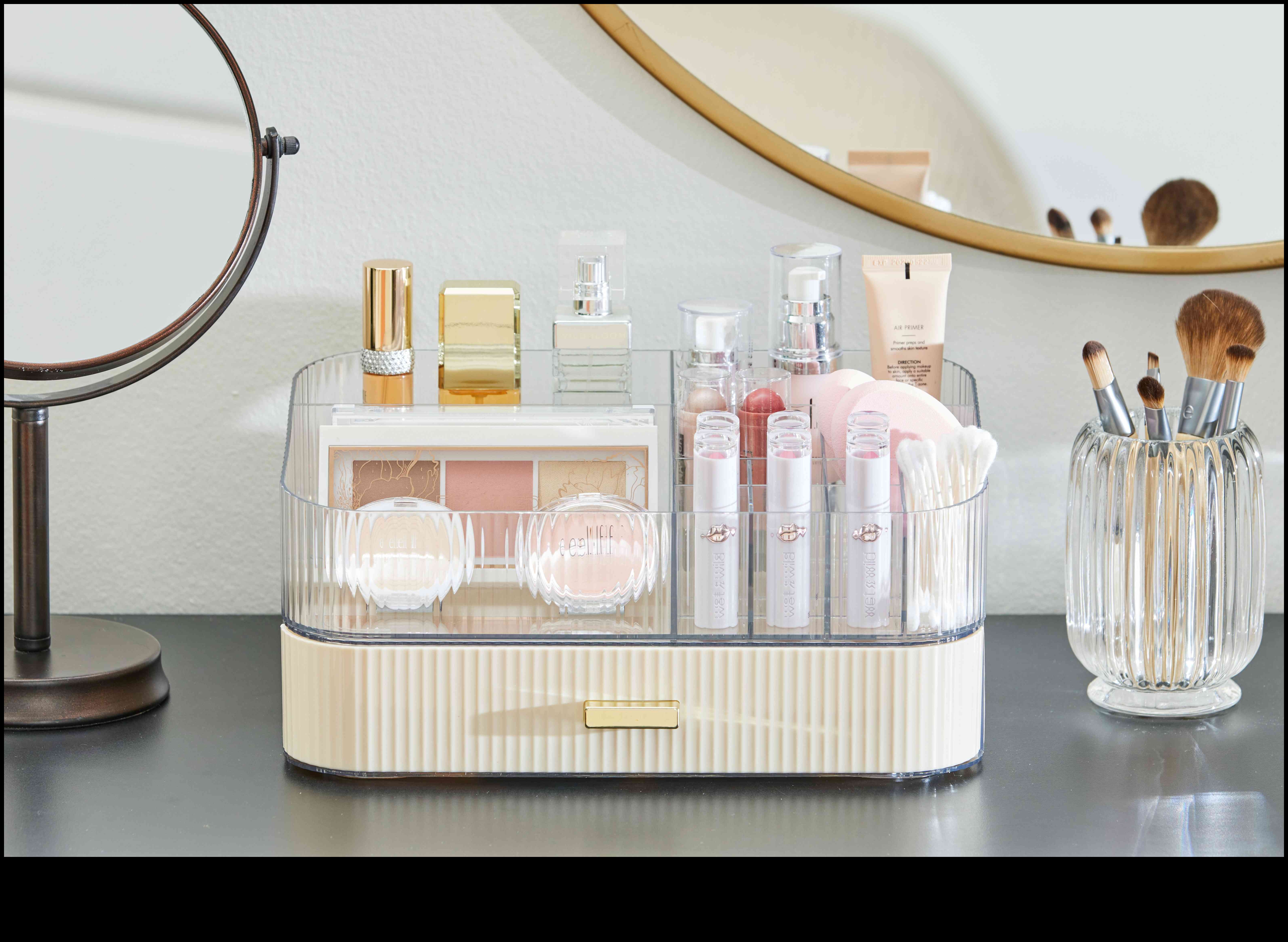 Your Makeup Tool Organization Cheat Sheet How to Keep Your Beauty Arsenal Tidy 2 Makeup Tool Organization: Tips for Keeping Your Beauty Arsenal Tidy